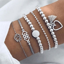 Load image into Gallery viewer, Female Boho Map Heart Bracelet Set