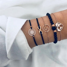 Load image into Gallery viewer, Female Boho Map Heart Bracelet Set