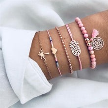 Load image into Gallery viewer, Female Boho Map Heart Bracelet Set